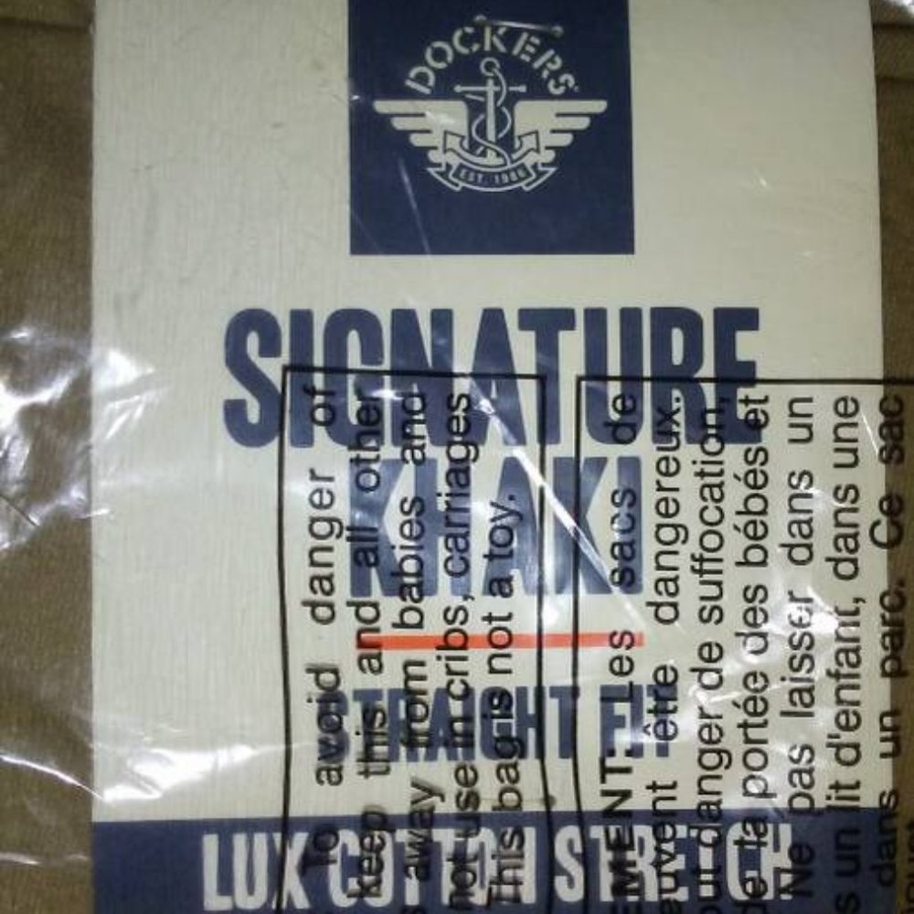 Brand New & Unopened Unisex Dockers Signature Khakis / Khaki's Size 34 x 30